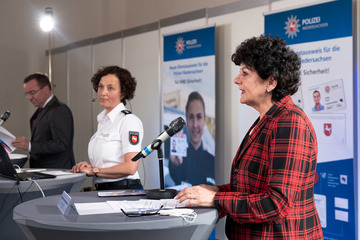 Neuer Dienstausweis für die Polizei Niedersachsen