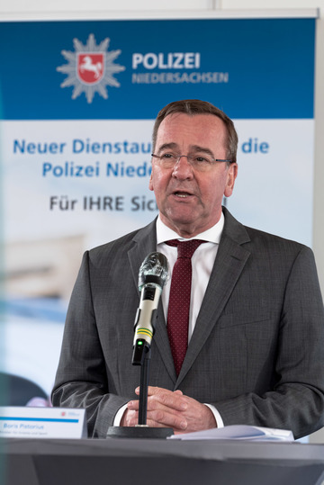 Neuer Dienstausweis für die Polizei Niedersachsen